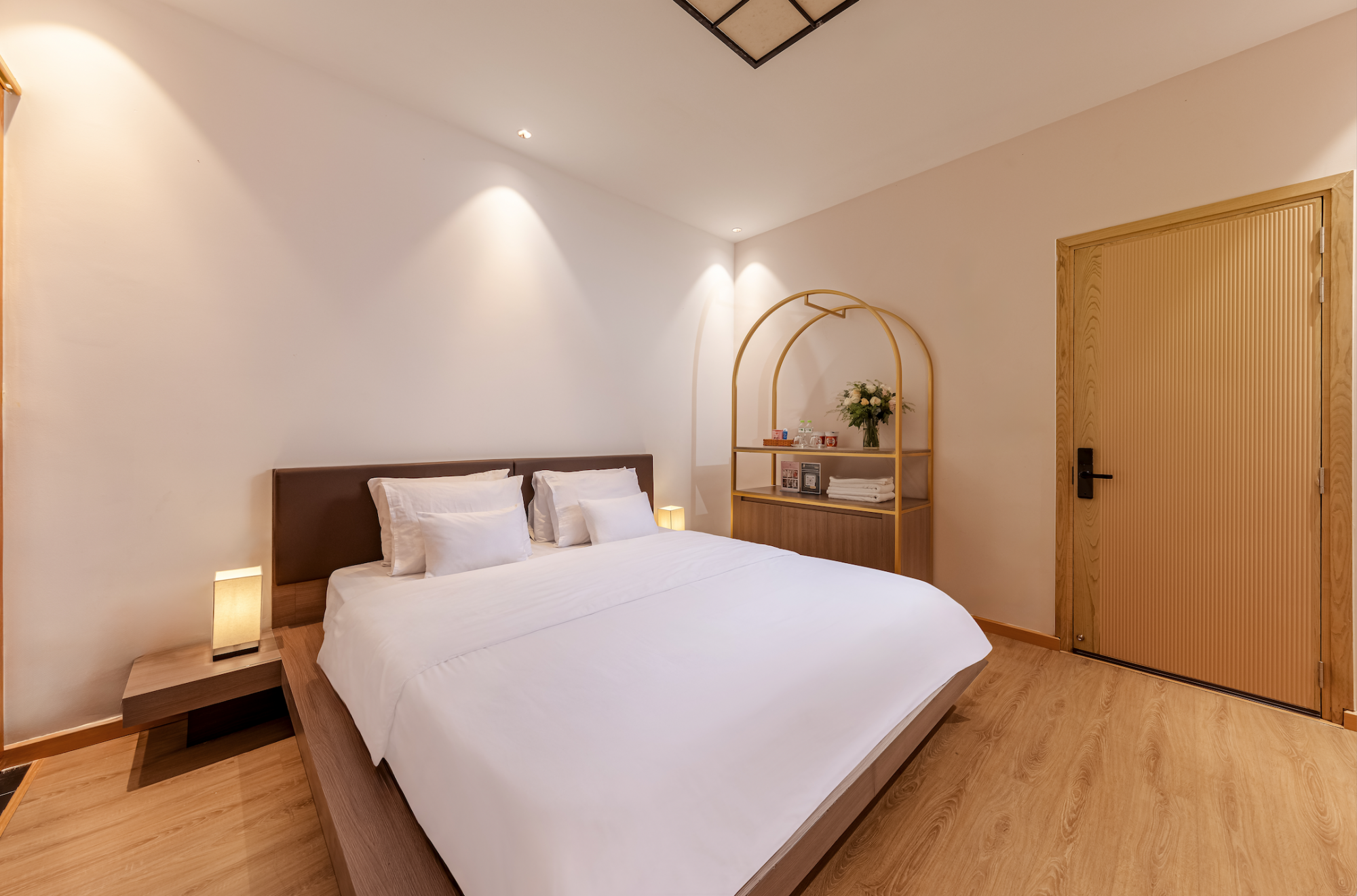 Gần Sân Bay Tân Sơn Nhất